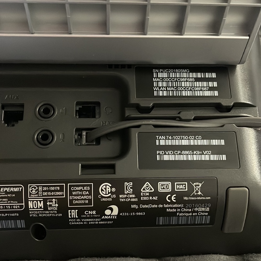 Cisco CP-8865 IP Phone- LIke new-still has plasti on screen - Picture 4 of 12